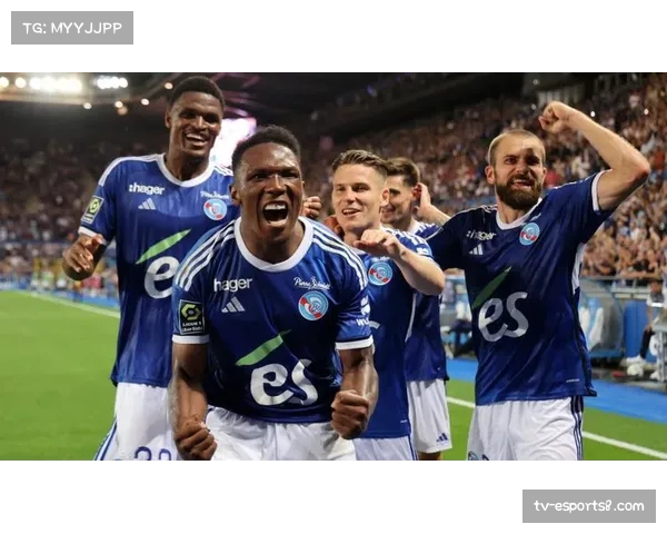 斯特拉斯堡客负里昂 杜库雷染红停赛成球队新隐忧